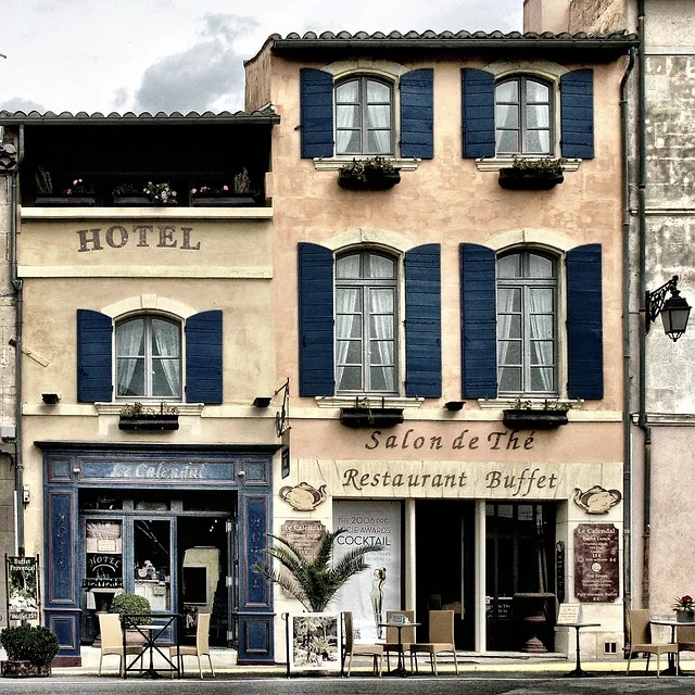 Exploring the Best Hotels in Paris: A Guide to the City’s Most Luxurious Hotels