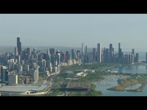 Chicago loses more than 80,000 people in two years