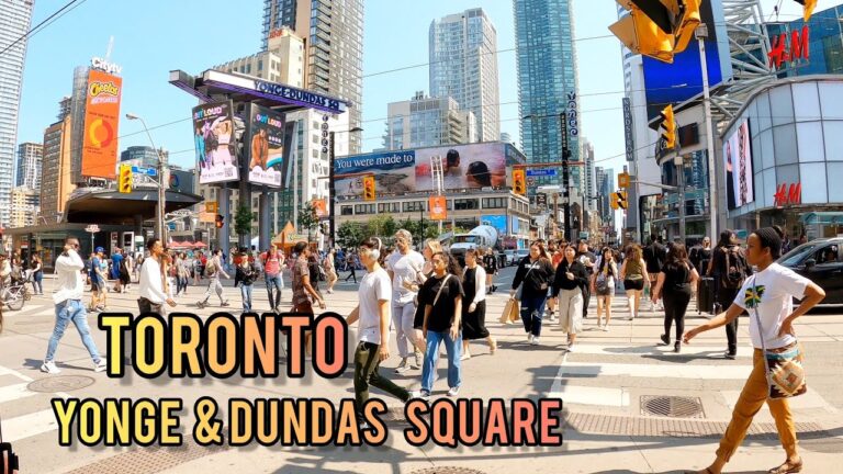 Toronto Saturday Yonge & Dundas Square, Downtown Walking Tour Canada 4k