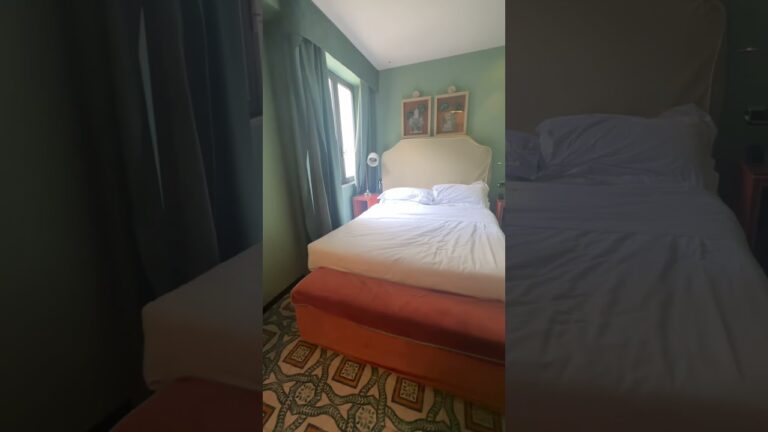 $300 ITALY HOTEL ROOM TOUR🇮🇹 birthday travel vlog #shorts #travel