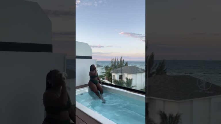 JAMAICA TRAVEL VLOG PT 1 | $3,000 LUXURY ROOFTOP HOTEL SUITE | PRIVATE POOL & JACUZZI | FANCY DINNER
