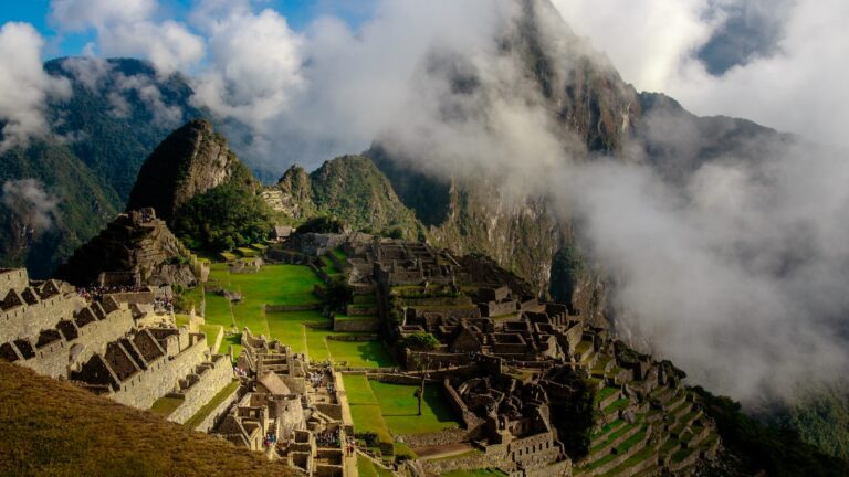 Exploring the Wonders of Peru: A Guide to Its Enchanting Natural Landscapes