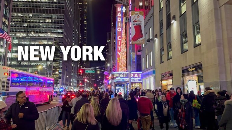 New York City LIVE Manhattan Christmas Walk on Friday (December 15, 2023)