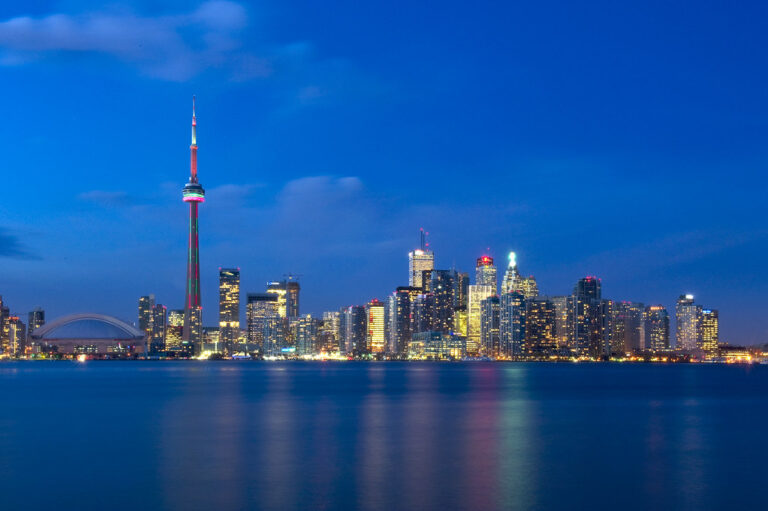 Exploring Downtown Toronto’s Best Hotels: A Quick Tour!