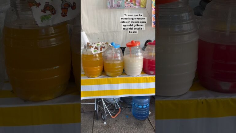 Agua del botella o agua del grifo? #mexico #travel #food #streetfood #hotel