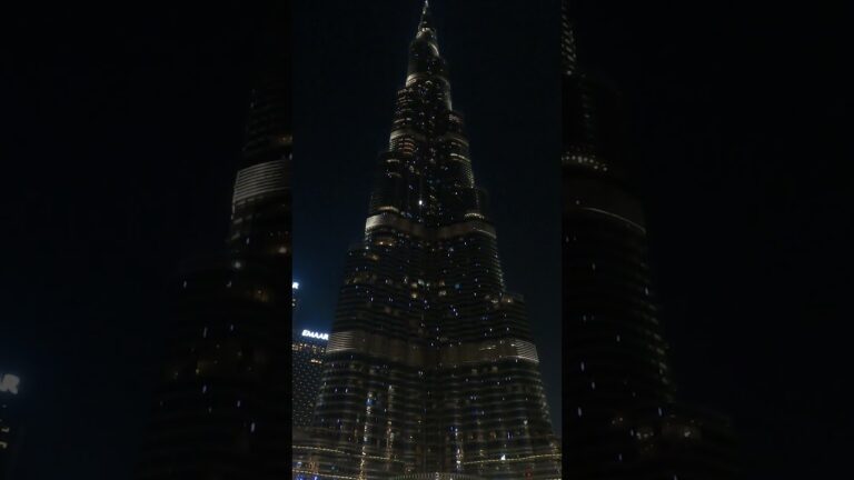 Burj khalifa world highest building🇦🇪🇦🇪 #dubai #dubaicity #travel #hotel #dubaiexplorer