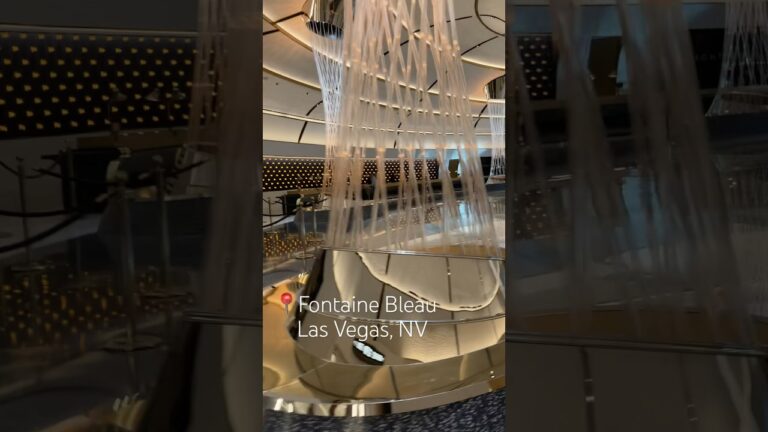 Fontaine Bleau Hotel & Casino in Las Vegas #fontainebleau #lasvegas #hotel #travel