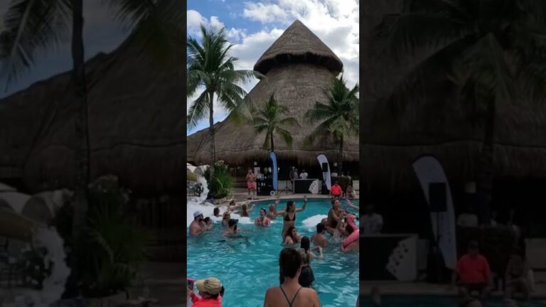 Adults only pool #sandosplayacar #playadelcarmen #mexico #shortvideo