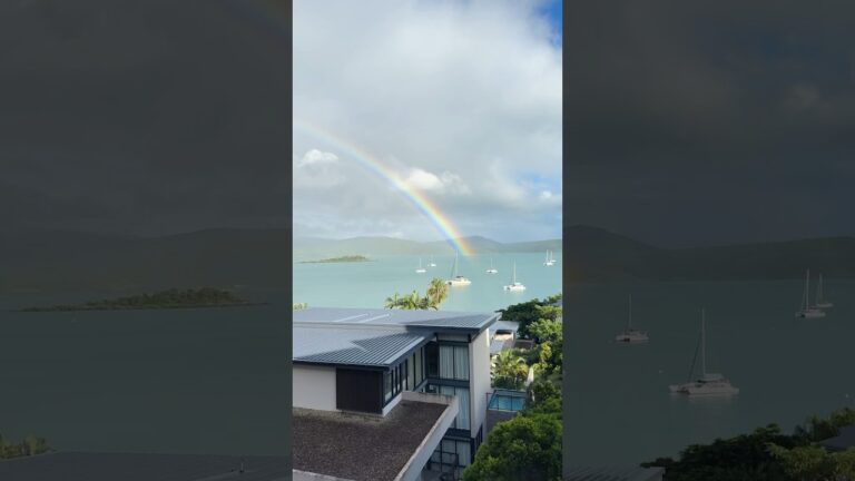 Mysterious rainbow appearance in Whitsundays
